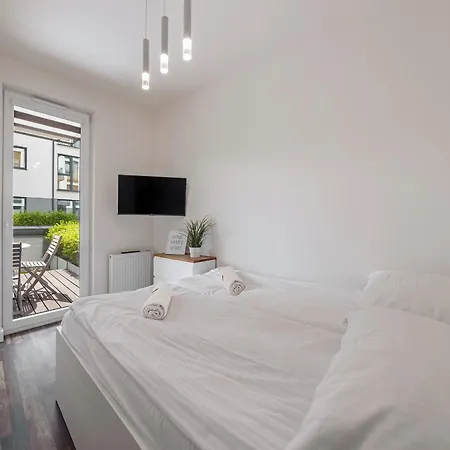 Visby : Premium On The