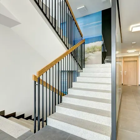 Visby : Premium On The